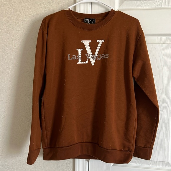 Las Vegas Pullover - Picture 1 of 4